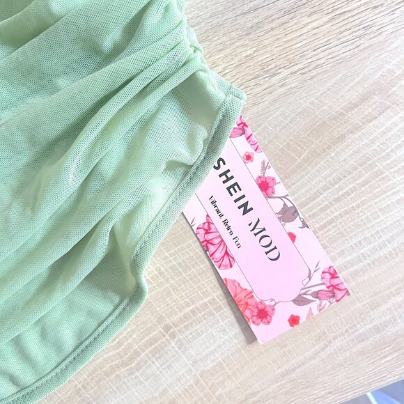 NWT SHEIN MOD Solid Ruched Wide Straps Top Mint Size Medium - Picture 4 of 6